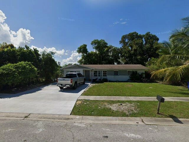 House image located at Fort Myers, FL 33901