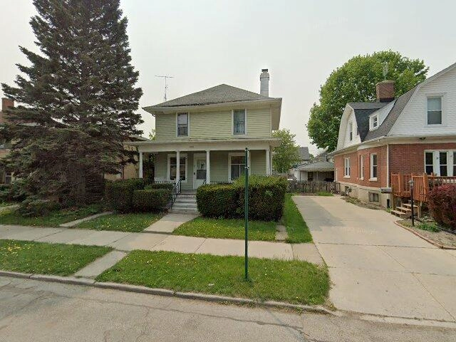 House image located at Racine, WI 53405