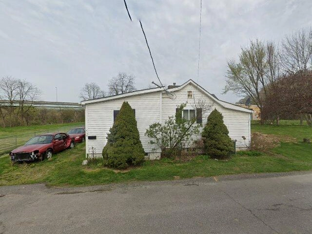 House image located at Bridgeville, PA 15017