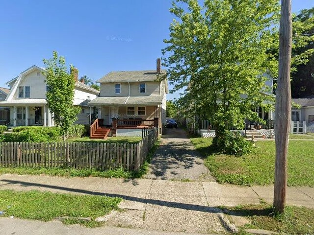 House image located at Columbus, OH 43211