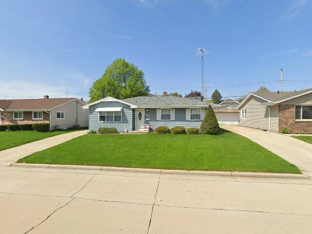 House image located at Racine, WI 53405
