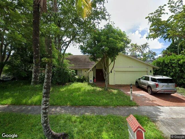 House image located at Miami, FL 33179