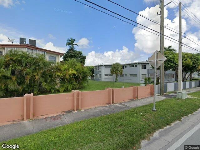 House image located at Miami, FL 33179