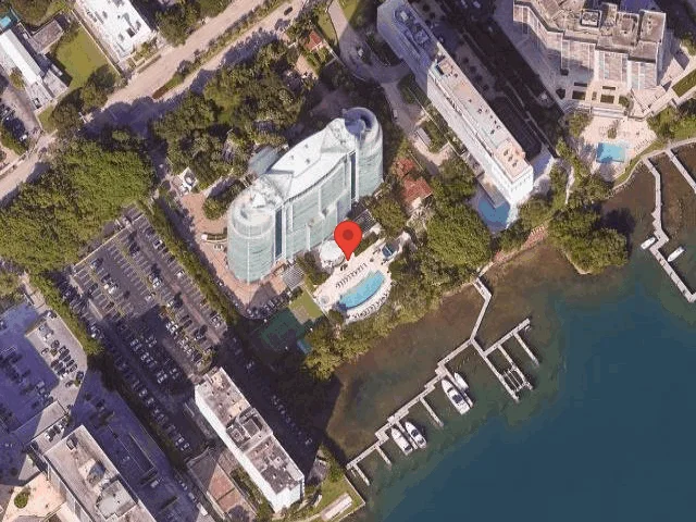 House image located at Miami, FL 33129