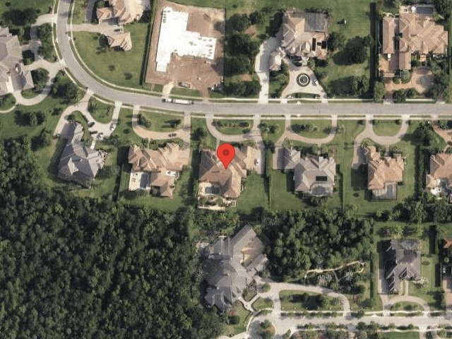 House image located at Avon, IN 46123