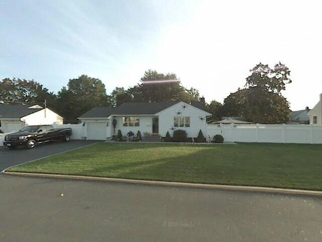House image located at Lindenhurst, NY 11757