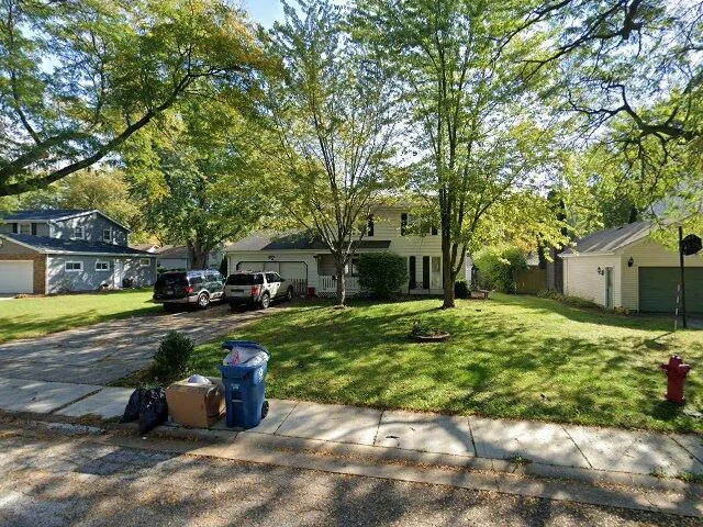 House image located at Aurora, IL 60506