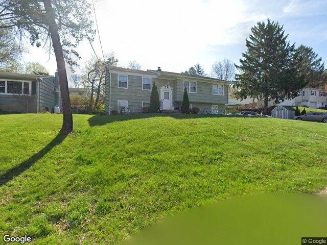 House image located at Hamburg, NJ 07419