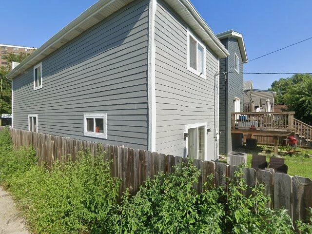 House image located at Chicago, IL 60609