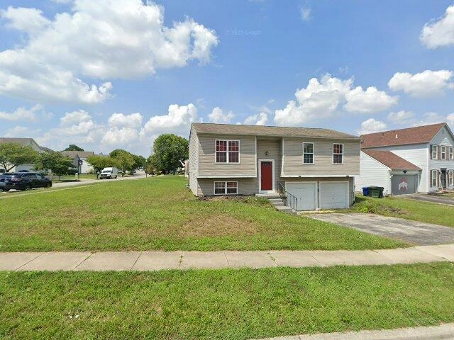 House image located at Grove City, OH 43123