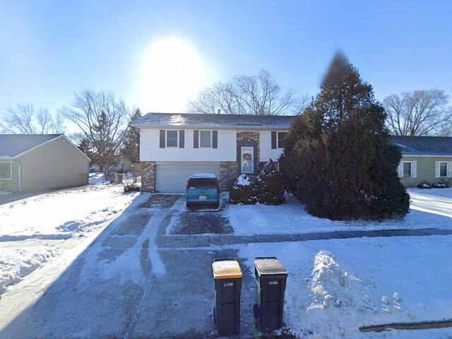 House image located at Streamwood, IL 60107