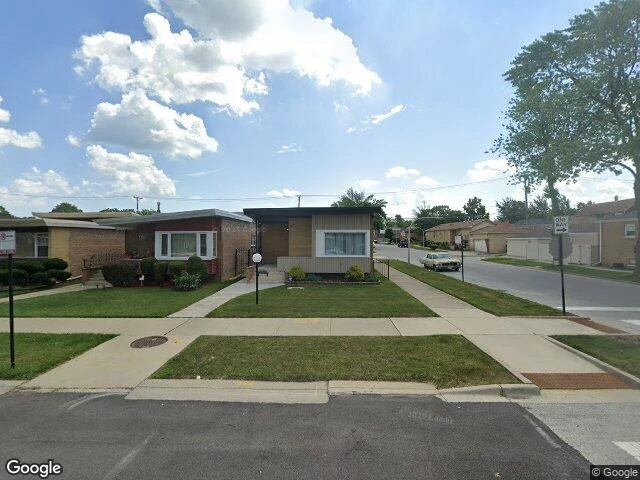 House image located at Chicago, IL 60617