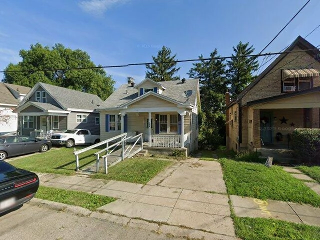 House image located at Cincinnati, OH 45205