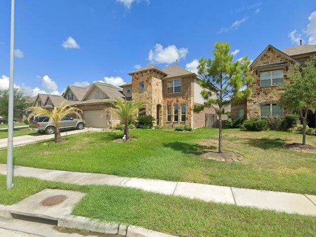 House image located at Rosharon, TX 77583