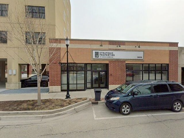 House image located at Skokie, IL 60077