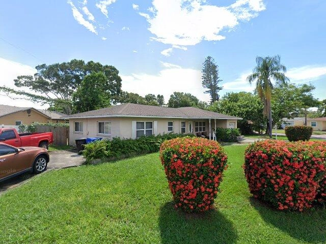 House image located at Saint Petersburg, FL 33705