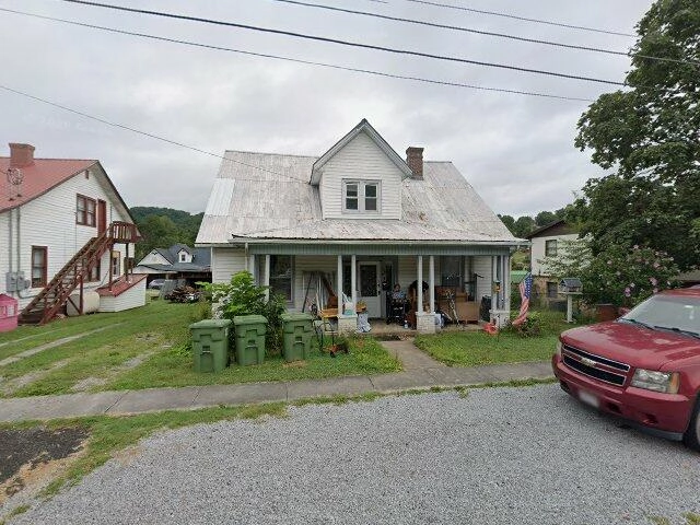 House image located at Pennington Gap, VA 24277