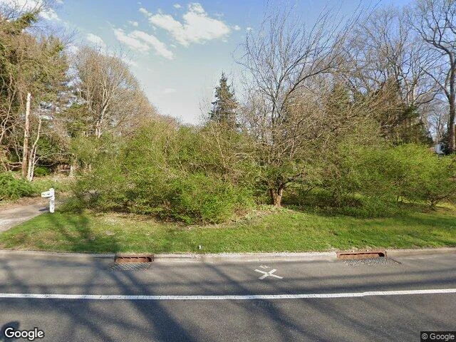 House image located at Commack, NY 11725