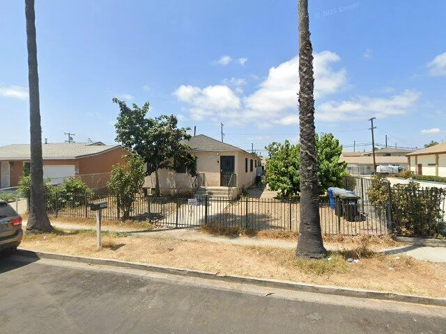 House image located at Long Beach, CA 90806