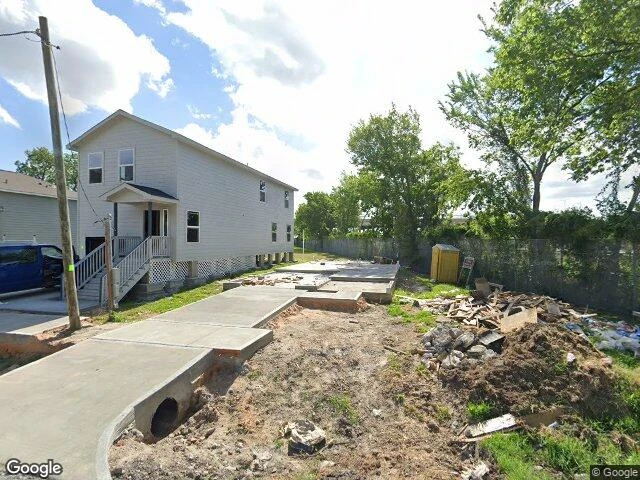 House image located at Houston, TX 77026