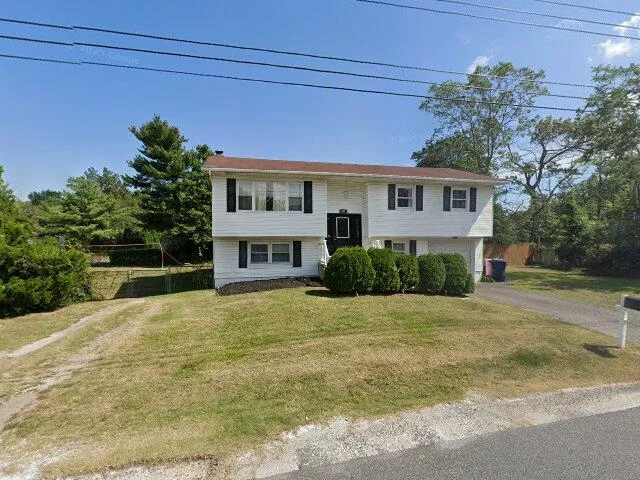 House image located at Beachwood, NJ 08722