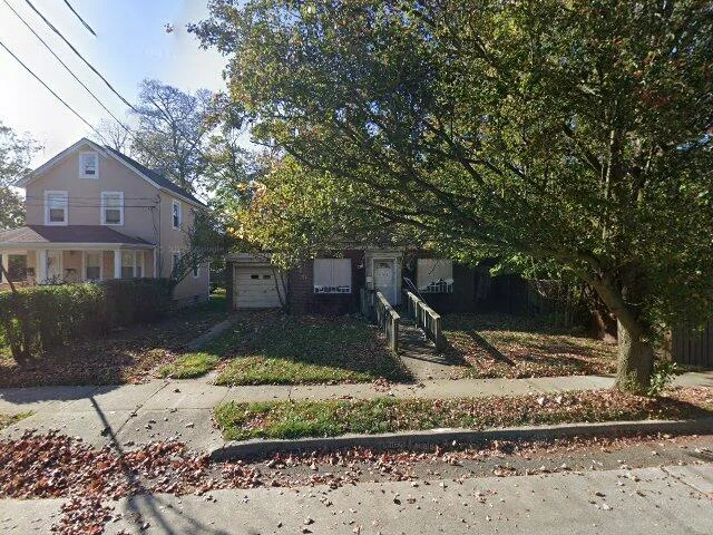 House image located at Freeport, NY 11520