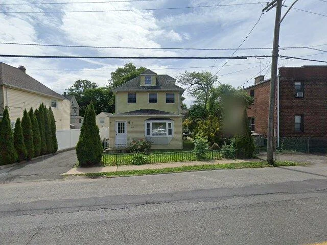 House image located at Mamaroneck, NY 10543