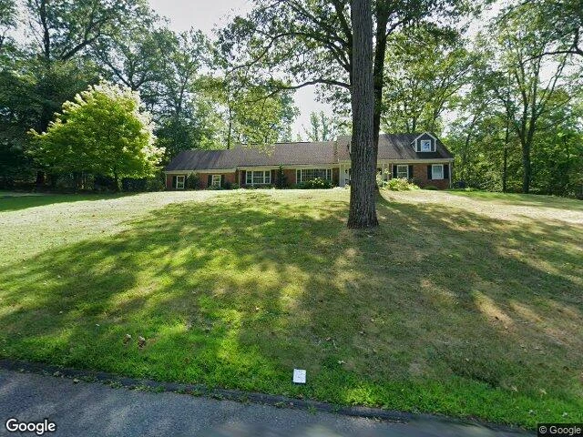 House image located at Saddle River, NJ 07458