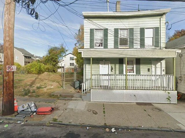House image located at Paterson, NJ 07522