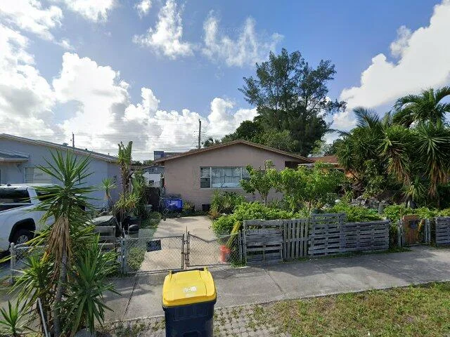 House image located at Dania, FL 33004