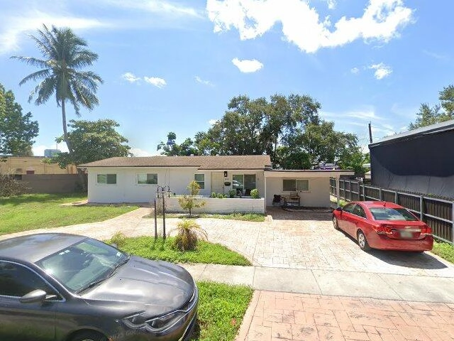 House image located at Miami, FL 33162
