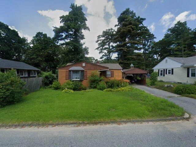 House image located at Acushnet, MA 02743