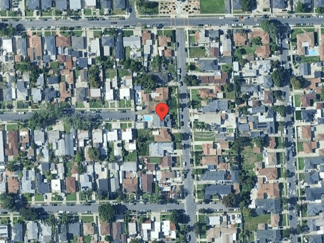 House image located at Freeport, IL 61032