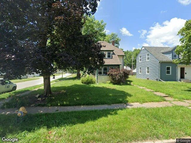 House image located at Davenport, IA 52802