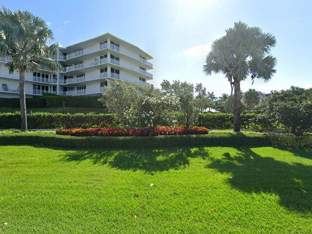 House image located at Palm Beach, FL 33480