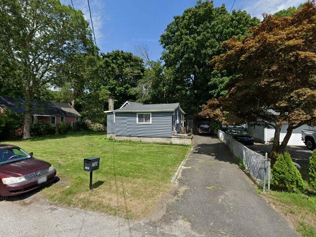 House image located at Mastic Beach, NY 11951