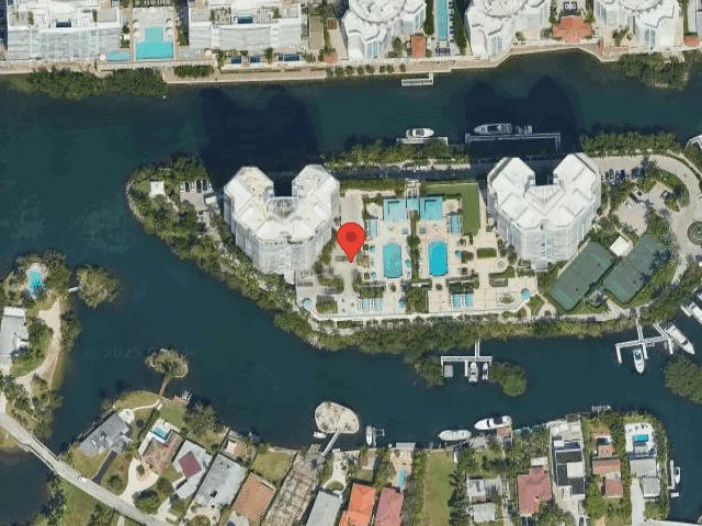 House image located at North Miami Beach, FL 33160