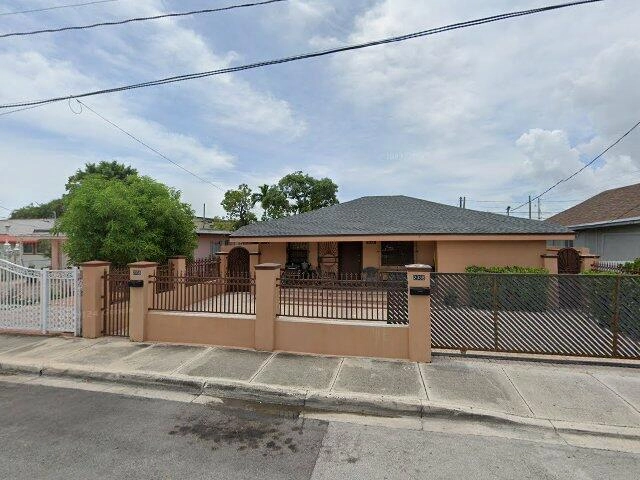 House image located at Miami, FL 33125