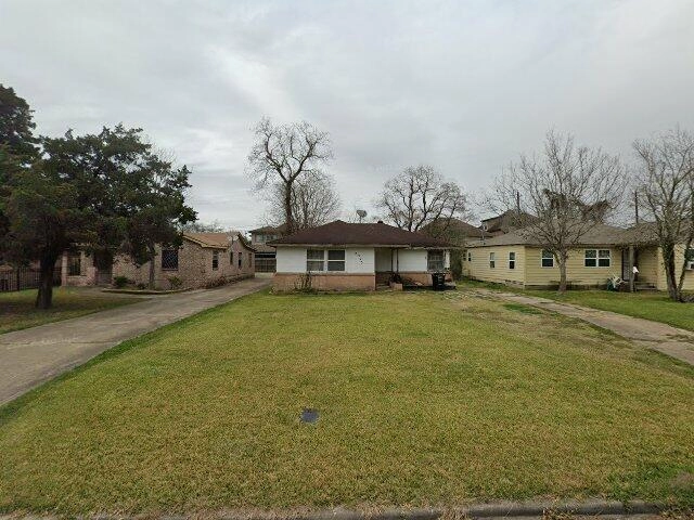 House image located at Houston, TX 77021