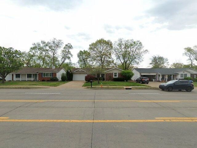 House image located at Florissant, MO 63031