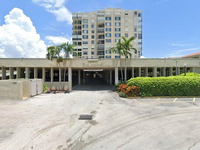 House image located at Saint Petersburg, FL 33715