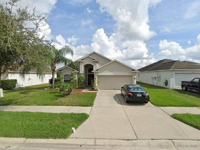 House image located at Ruskin, FL 33570