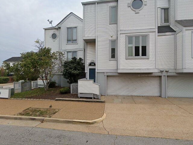 House image located at Saint Louis, MO 63101