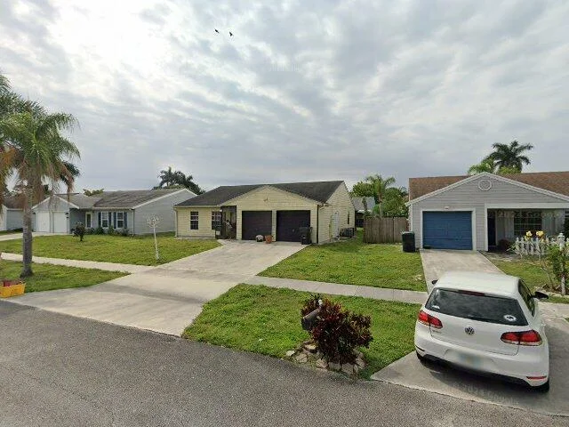 House image located at Lake Worth, FL 33467