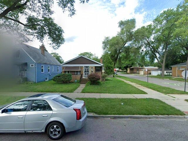 House image located at Chicago, IL 60628