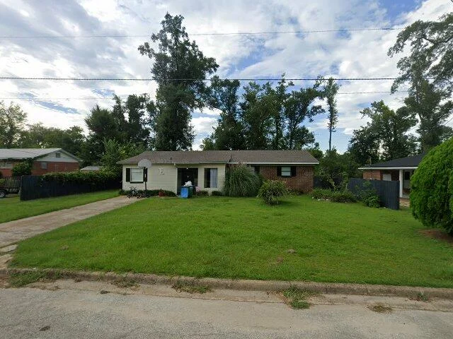 House image located at Marianna, FL 32446