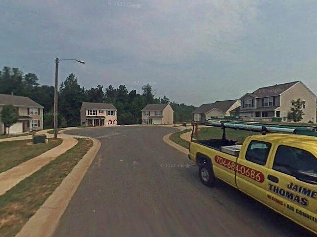 House image located at Charlotte, NC 28216