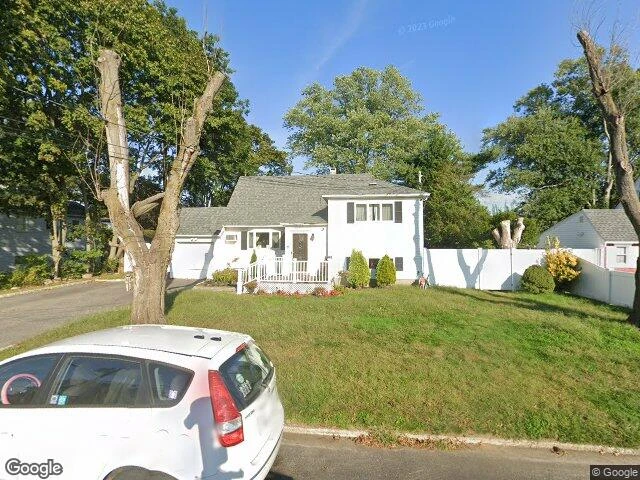 House image located at Bay Shore, NY 11706