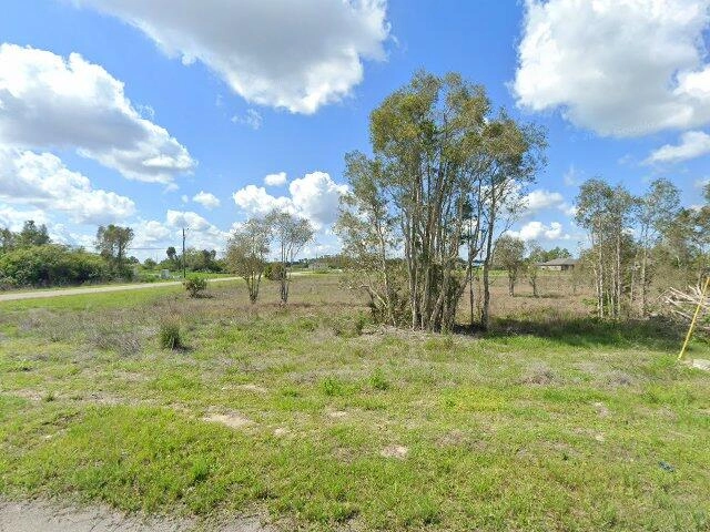 House image located at Fort Myers, FL 33913