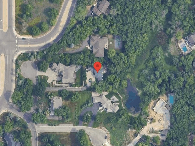 House image located at Wayzata, MN 55391